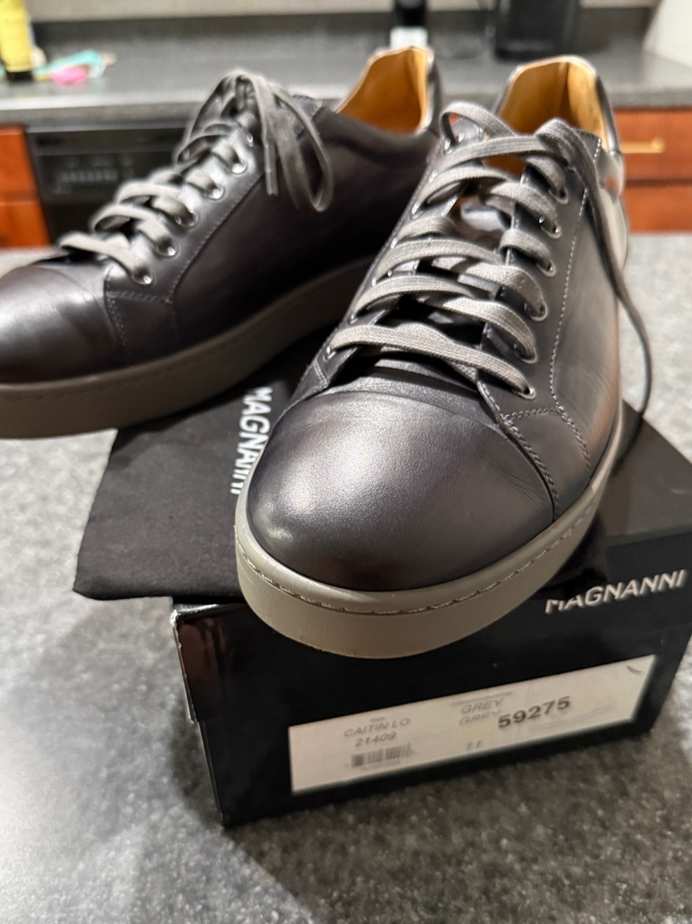 Magnanni Caitin Lo II Gray Leather Sneakers Men’s Size 11